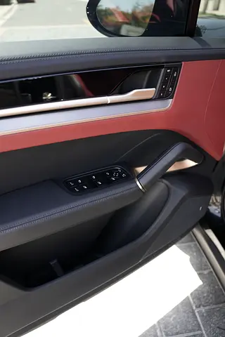 صورة مصغرة 11 لـ 2024 Porsche CAYENNE