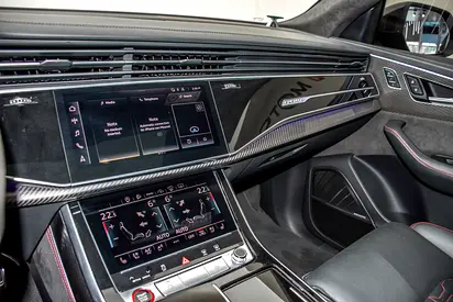 صورة 11 لـ 2021 AUDI RS Q8