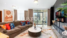 Burj Khalifa View | All Bills Included | Balcony