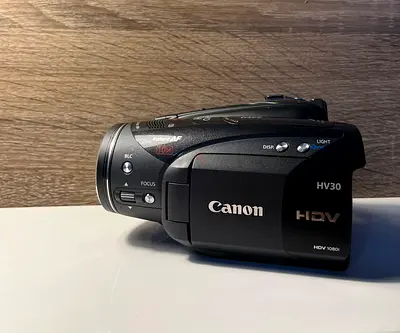 Canon HV30 HDV Camcorder - Good Working Condition