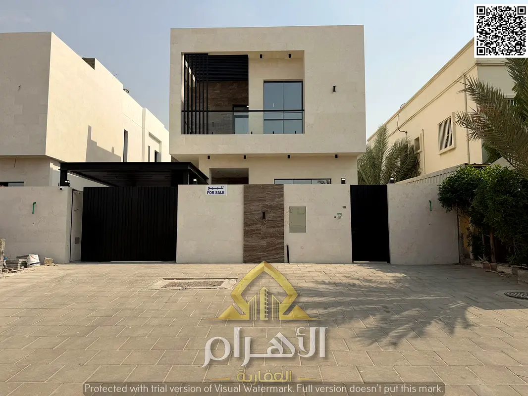 فرصة مميزة لامتلاك فيلا جديدة بتشطيبات راقية وموقع استثنائي في المويهات 2، تقع بجانب المسجد مباشرة وارتداد أمامي واسع يقارب 10 متر