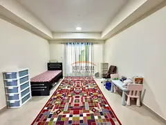 1BR Apartment | Lady Ratan Manor | Balcony View