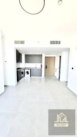 Levish Modern Design 2BHK Like New with All Amenities Specious Size