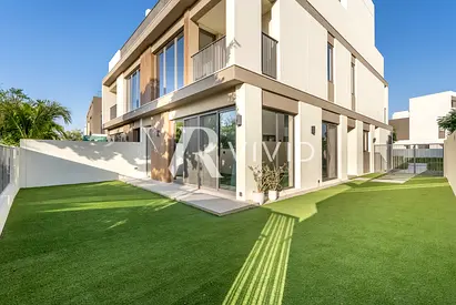Price Reduced | Internal Villa | Closed Kitchen
