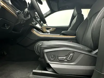 2024 AUDI Q8 thumbnail 16