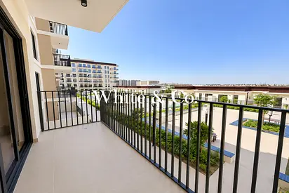 Centre Unit | Pool View | Ready to Move In