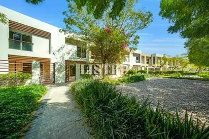 Neat 3 Bed + Maids | Close to Pool | Flamingo 1