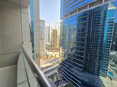 Spacious 1 Bedroom Apartment | High Floor | Prime Location