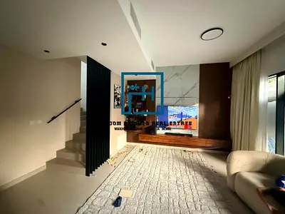 3Bed corner All Masters | Upgraded unit | Good Location