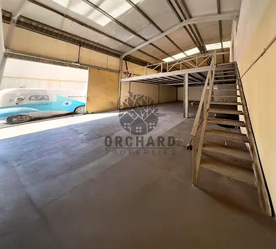 3000 SQFT/HEIGHT 10M/POWER HIGH/SWEETABLE FOR ALL ACTIVITIES/ROAD FACING LOCATION/BIG SPACE FOR LOADING UNLOADING/RENT 130,000 DH ANNUALLY/INDS 13
