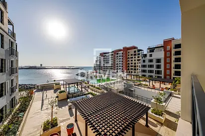 Exclusive | Spacious Unit | Stunning Sea View