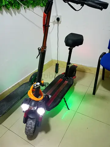 Electric Scooter with Seat — Good Condition, Good battery and tyres, Front Lights  LED Underglow