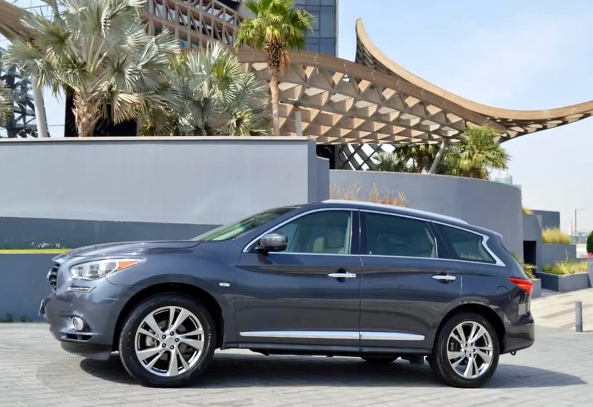 Infiniti JX-Series 2013 — photo 1 of 10