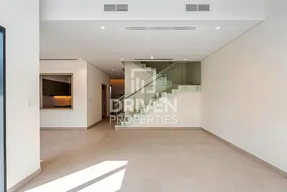 Single Row | Internal Unit and Tenanted | Spacious