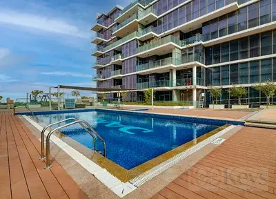 ELEGANT GOLF VIEW STUDIO | FURNISHED | BALCONY
