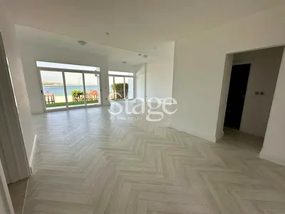 Sea View | Large Layout 5BR | Vacant