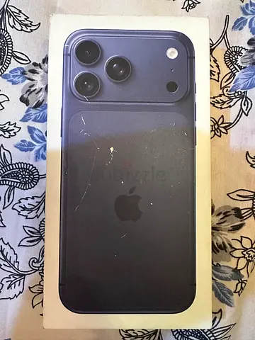 iPhone 17 Pro max (brand new) - Space Black (Sim locked)