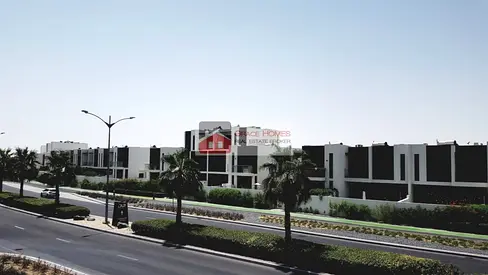 3 BEDROOM HALL CORNER TOWNHOUSE +MAID -SINGLE ROW