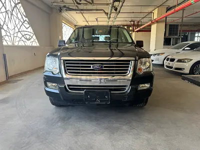 Ford Explorer XLT 4x4 GCC Agency Maintain - Low Kilometers Drive -Accident Free Car For Sale.