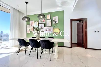 SEA VIEWS | MID FLOOR | VACANT | FURNISHED