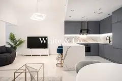 FULLY UPGRADED I VACANT I GREAT LOCATION