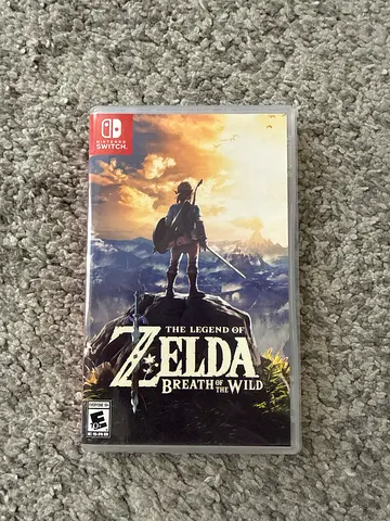 The Legend of Zelda: Breath of the Wild (Nintendo Switch) - Game Cartridge + Case