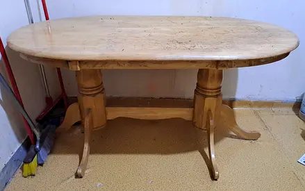 Wooden Dining Table With 4 Chairs — Good Condition