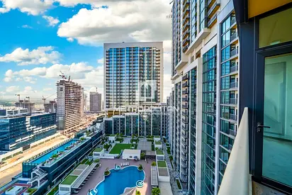 Mid Floor | Vacant November | Multiple Options