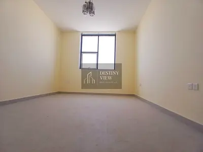 Like brand new lavish 2bhk with 2 bathroom and fully family building