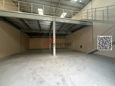 مستودع للإيجار بمساحة 4000 قدم مربع، مزود بتيار كهربائي ثلاثي الأطوار، في منطقة الجرف بعجمان