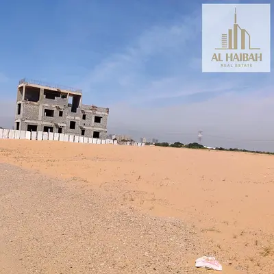 للبيع اراضي سكنيه بالشارقة منطقة بساتين الزبير مقابل شارع الامارات العابر مواقع مميزة جداااا