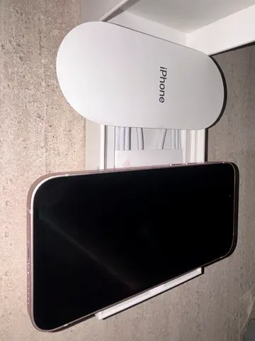 iPhone 17e with box and original charging cable - perfect condition