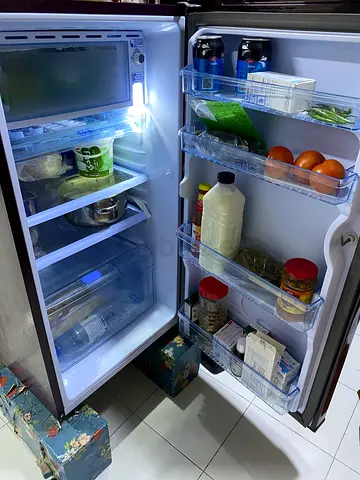 Bed, Washing Machine, Freeze, Gas Cylinder