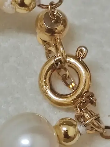 Real pearls with  silver 925 lock