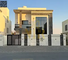 Villa directly from the owner, personal finishing, on a main street, close to all services, freehold