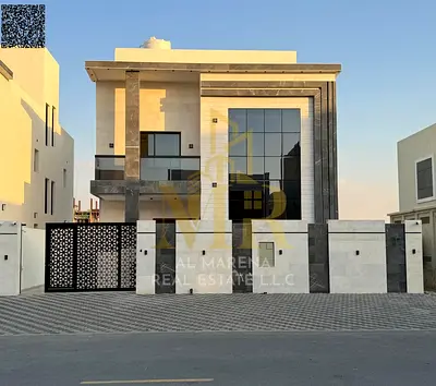 Villa directly from the owner, personal finishing, on a main street, close to all services, freehold ownership for all nationalities in the most prest