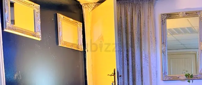 Wall mirrors