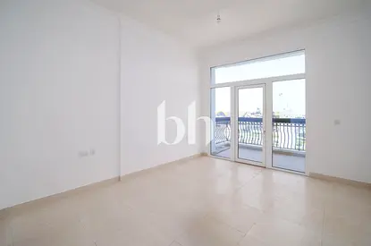 Vacant | Resort Style Living | Spacious layout