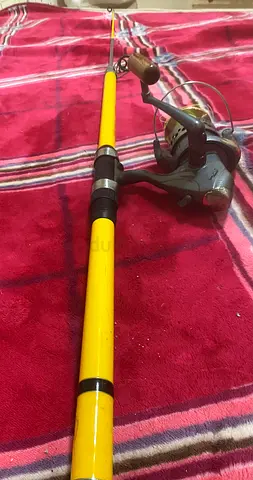 Florida tele 300/300  Oceanfly fishing rod  unique, and used for under 1 month URGENT SALE