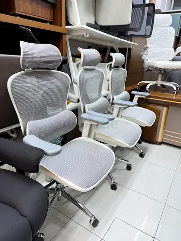 Set of Ergonomic Mesh Office Chairs - White Frame, Adjustable Lumbar Support 0506768890