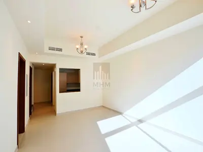 Vacant | Spacious 4 BHK + Maid | Corner Unit
