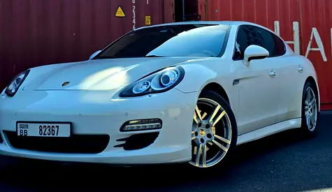 2012 Porsche PANAMERA 缩略图 3