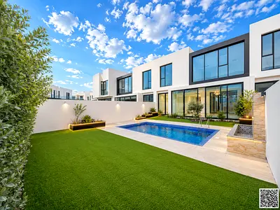 4-bedroom master villa with golf and lake views, private pool and garden, spacious and luxurious finishes