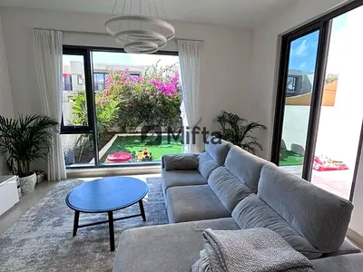 2.5% Commission | Landscaped Views | 3 BR 4 BATHS