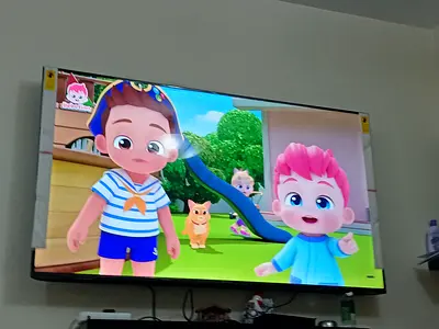 75-inch hisense LED Smart TV - Good Working Condition