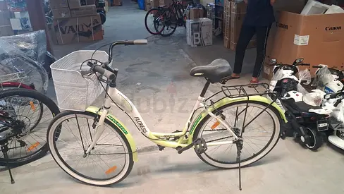 Lightweight Ladies City Bike with Front Basket and Rear Rack