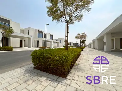 Near Pool & Park | Freshly Handed-over | +Maid