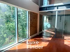 Prime Duplex Office I DDA License I Fitted