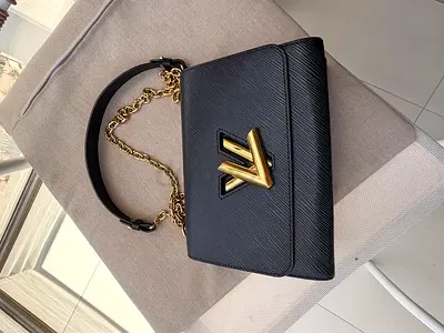 LV MM TWIST ORIGINAL BOUGHT FROM DUBAI MALL