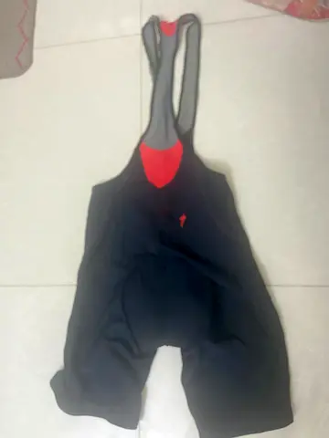 Specialized bib